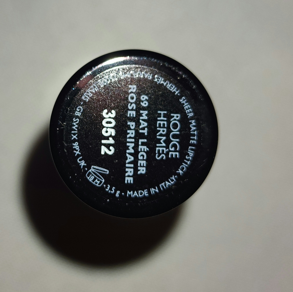 Giftable Never Used Hermès Rouge Lipstick -Limited Edition - Picture 9 of 9